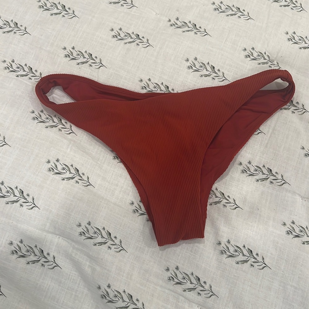 Lululemon Ribbed Cheeky Bikini Bottom